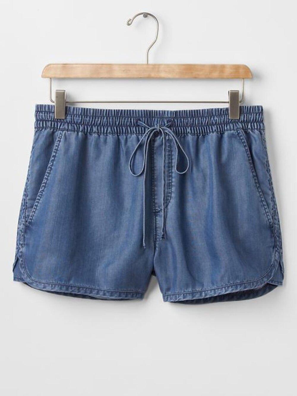 Gap 1969 Chambray Dark Indigo Tencel Lyocell Denim Surf Shorts in size Small - Picture 5 of 5